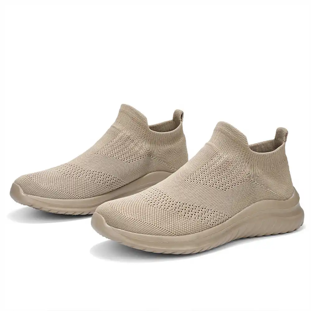 Beige Soft New Novelty Tennis  - Streetwear Brand Kit ulasan dan harga